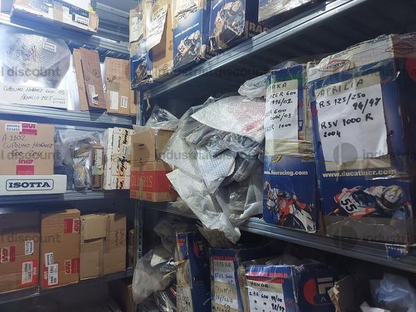 100#8890 Accessori e ricambi moto in vendita - foto 4