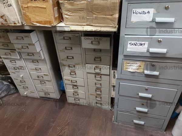 100#8890 Accessori e ricambi moto in vendita - foto 26