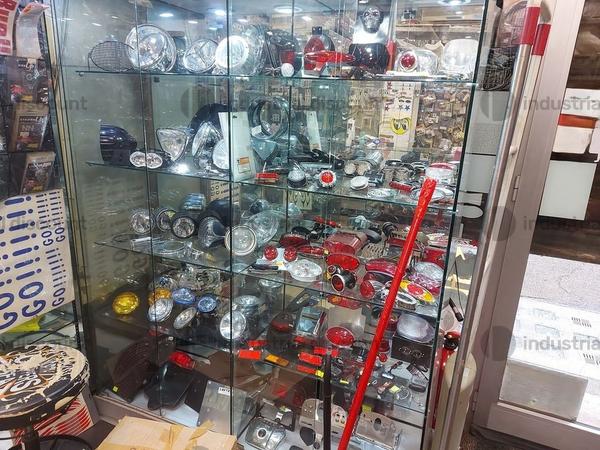 100#8890 Accessori e ricambi moto in vendita - foto 56