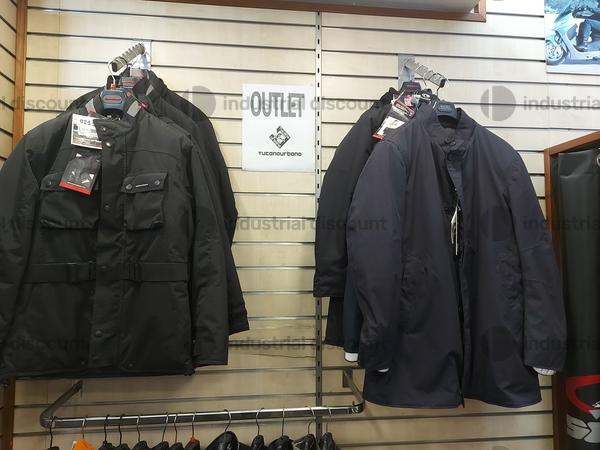 2#8890 Accessori e vestiario per biker in vendita - foto 4