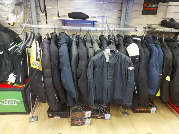 2#8890 Accessori e vestiario per biker in vendita - foto 17
