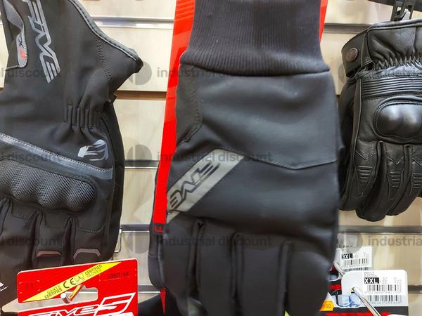 2#8890 Accessori e vestiario per biker in vendita - foto 23