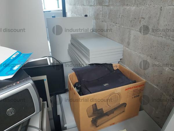 1#8892 Arredamento ufficio e macchine elettroniche in vendita - foto 13