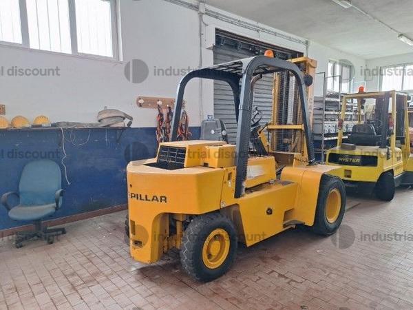 3#8903 Carrello elevatore Caterpillar in vendita - foto 1