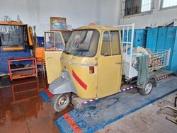 Motocarro Piaggio 500