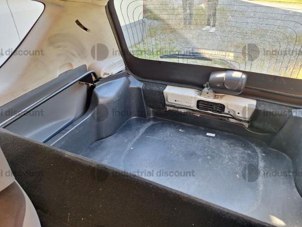 1#8909 Autoveicolo Peugeot  e autocarro Iveco in vendita - foto 8