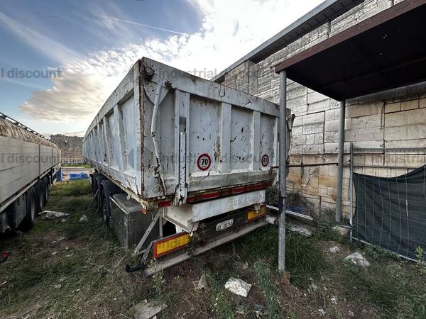 Rimorchi e semirimorchi in vendita