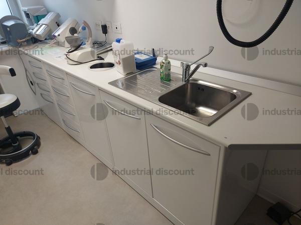 11#8917 Attrezzature per sala ritocchi in vendita - foto 2