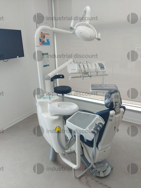 13#8917 Lotto blocco di  Arredo tecnico e materiale di consumo da ambulatorio odontoriatrico in vendita - foto 13