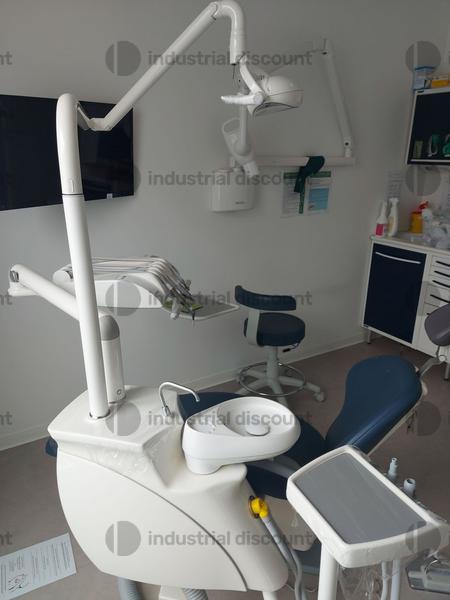 13#8917 Lotto blocco di  Arredo tecnico e materiale di consumo da ambulatorio odontoriatrico in vendita - foto 17