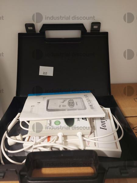 13#8917 Lotto blocco di  Arredo tecnico e materiale di consumo da ambulatorio odontoriatrico in vendita - foto 31