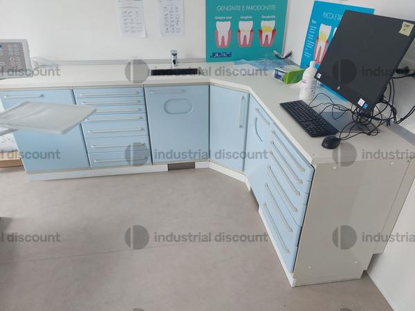 8#8917 Attrezzatura odontoiatrica in vendita - foto 2