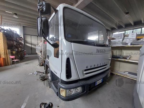 12#8924 Autocarro Iveco 75 in vendita - foto 3