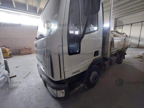 12#8924 Autocarro Iveco 75 in vendita - foto 6