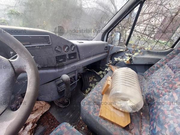 16#8924 Autocarro Mercedes 308D in vendita - foto 6