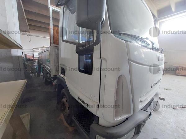 5#8924 Autocarro Iveco 100 in vendita - foto 6