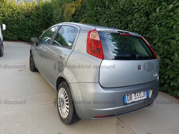 7#8924 Autovettura Fiat Punto in vendita - foto 3