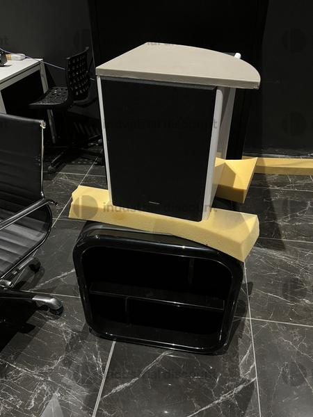 1#8925 Piccole attrezzature da officina e arredi di design e uffici in vendita - foto 5