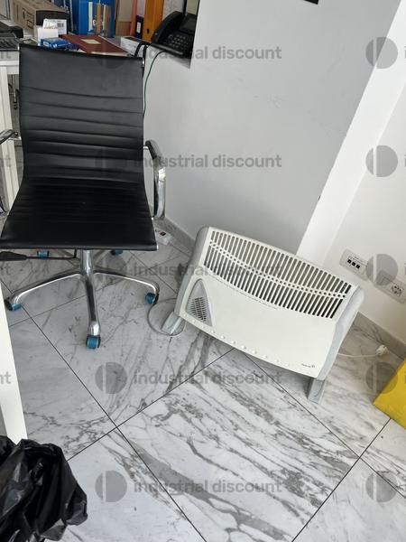 1#8925 Piccole attrezzature da officina e arredi di design e uffici in vendita - foto 24