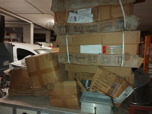 1#8926 Rimanenze di magazzino di materiale termoidraulico e altro in vendita - foto 46