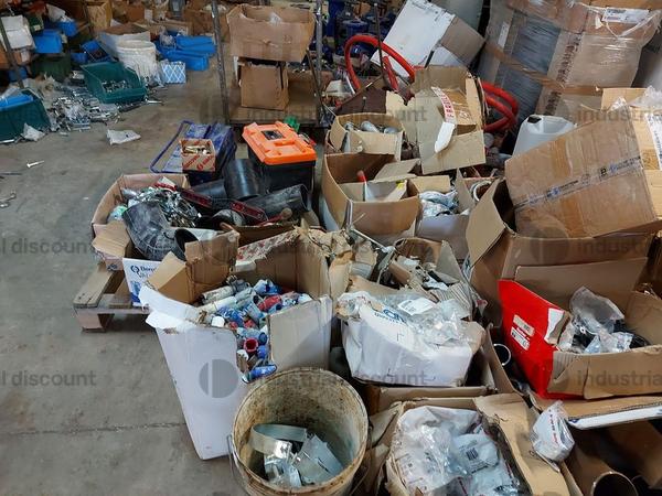 1#8926 Rimanenze di magazzino di materiale termoidraulico e altro in vendita - foto 76