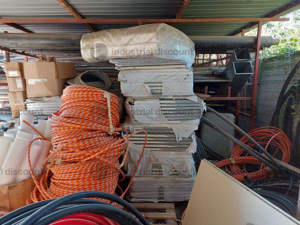 1#8926 Rimanenze di magazzino di materiale termoidraulico e altro in vendita - foto 86