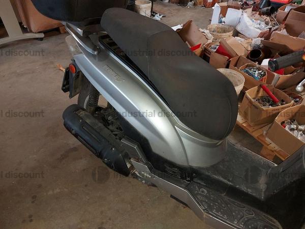 6#8926 Scooter Kymco in vendita - foto 3