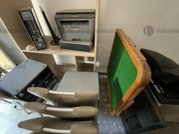 1#8929 Arredamento e attrezzature da bar in vendita - foto 23