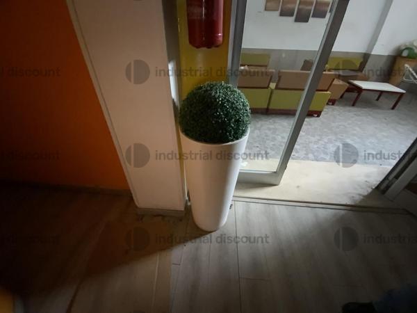 1#8929 Arredamento e attrezzature da bar in vendita - foto 44