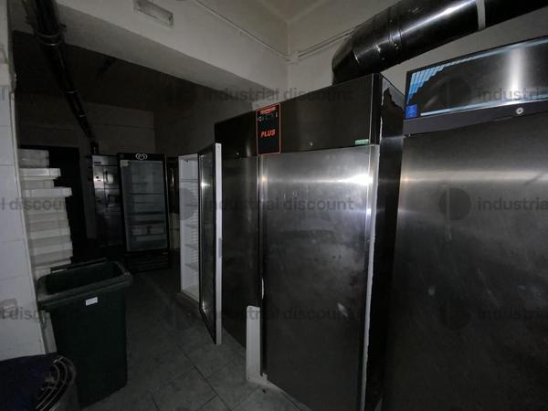 2#8929 Arredamento e attrezzature da pizzeria in vendita - foto 13
