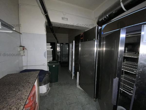 2#8929 Arredamento e attrezzature da pizzeria in vendita - foto 15