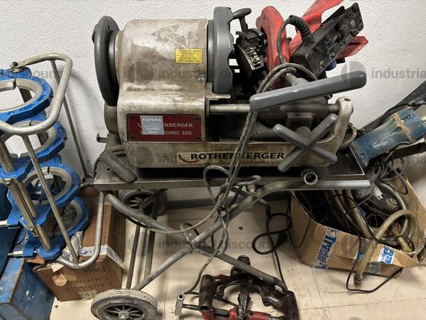 1#89310 Arredi da ufficio e Autocarro Nissan Maxity e Attrezzatura termoidraulica in vendita - foto 35