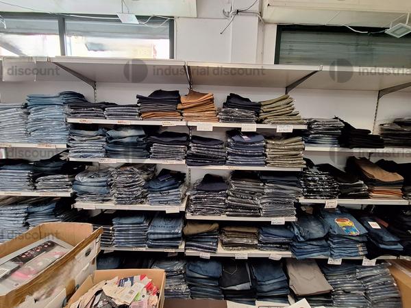 2#8933 Pantaloni e Jeans in vendita - foto 5
