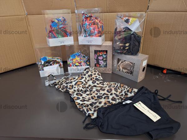 25#8933 Costumi donna e borse mare in vendita - foto 1