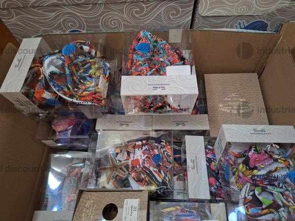 25#8933 Costumi donna e borse mare in vendita - foto 3