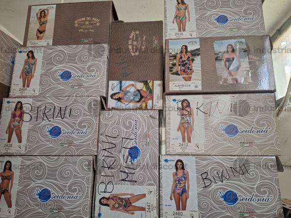 25#8933 Costumi donna e borse mare in vendita - foto 6