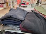 Immagine 6 - Abbigliamento - Lotto 4 (Asta 8933)