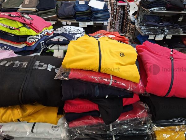 5#8933 Abbigliamento sportivo in vendita - foto 9