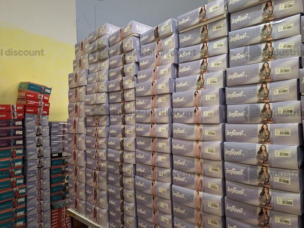 8#8933 Vestaglie e Camicie da notte in vendita - foto 1