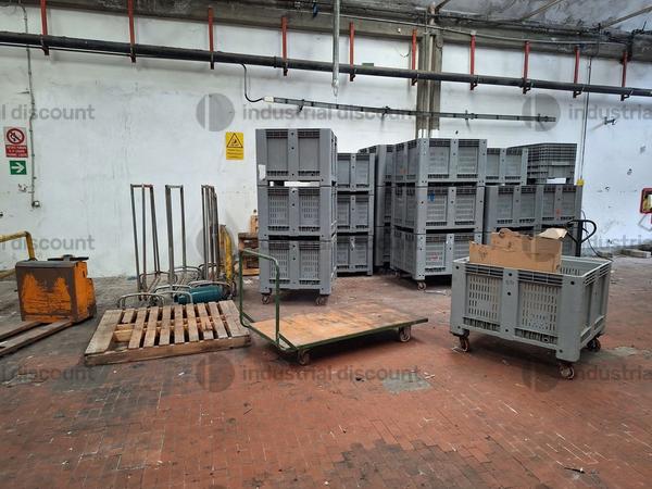 1#8934 Macchinari da stiro e cucitrici in vendita - foto 4