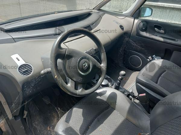 1#8935 Autovettura Renault Espace in vendita - foto 10