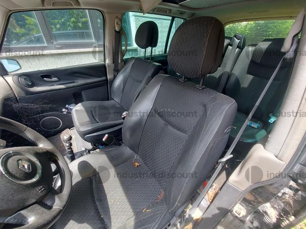 1#8935 Autovettura Renault Espace in vendita - foto 11