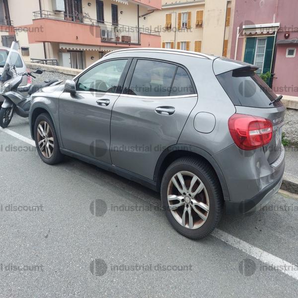 1#8950 Autovettura Mercedes GLA in vendita - foto 19