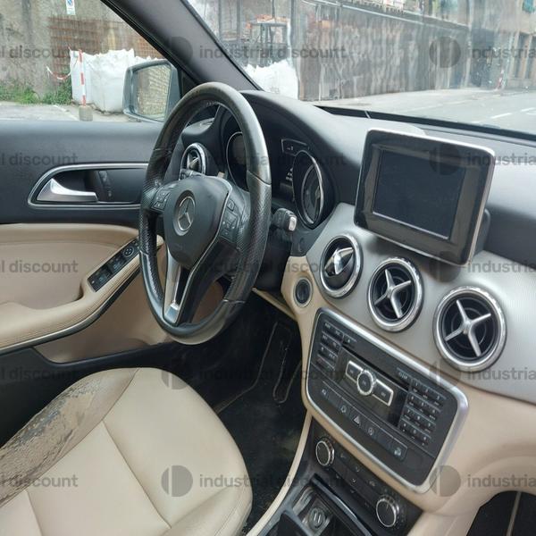 1#8950 Autovettura Mercedes GLA in vendita - foto 28