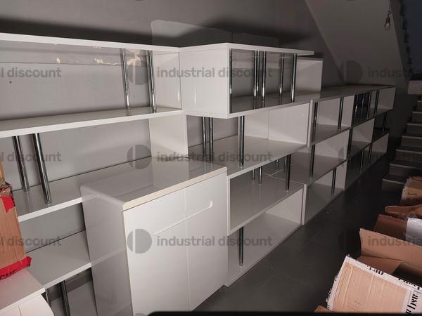7#8952 Arredamento negozio in vendita - foto 1