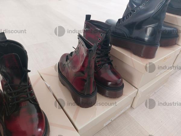 8#8952 Calzature e arredo ufficio in vendita - foto 18