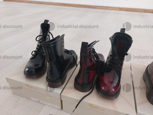 8#8952 Calzature e arredo ufficio in vendita - foto 19