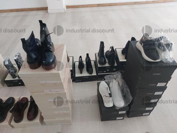 8#8952 Calzature e arredo ufficio in vendita - foto 26