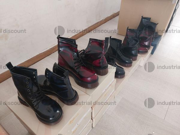 8#8952 Calzature e arredo ufficio in vendita - foto 36