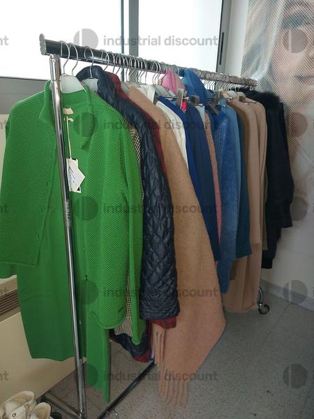 1#8960 Capi abbigliamento da donna in vendita - foto 5